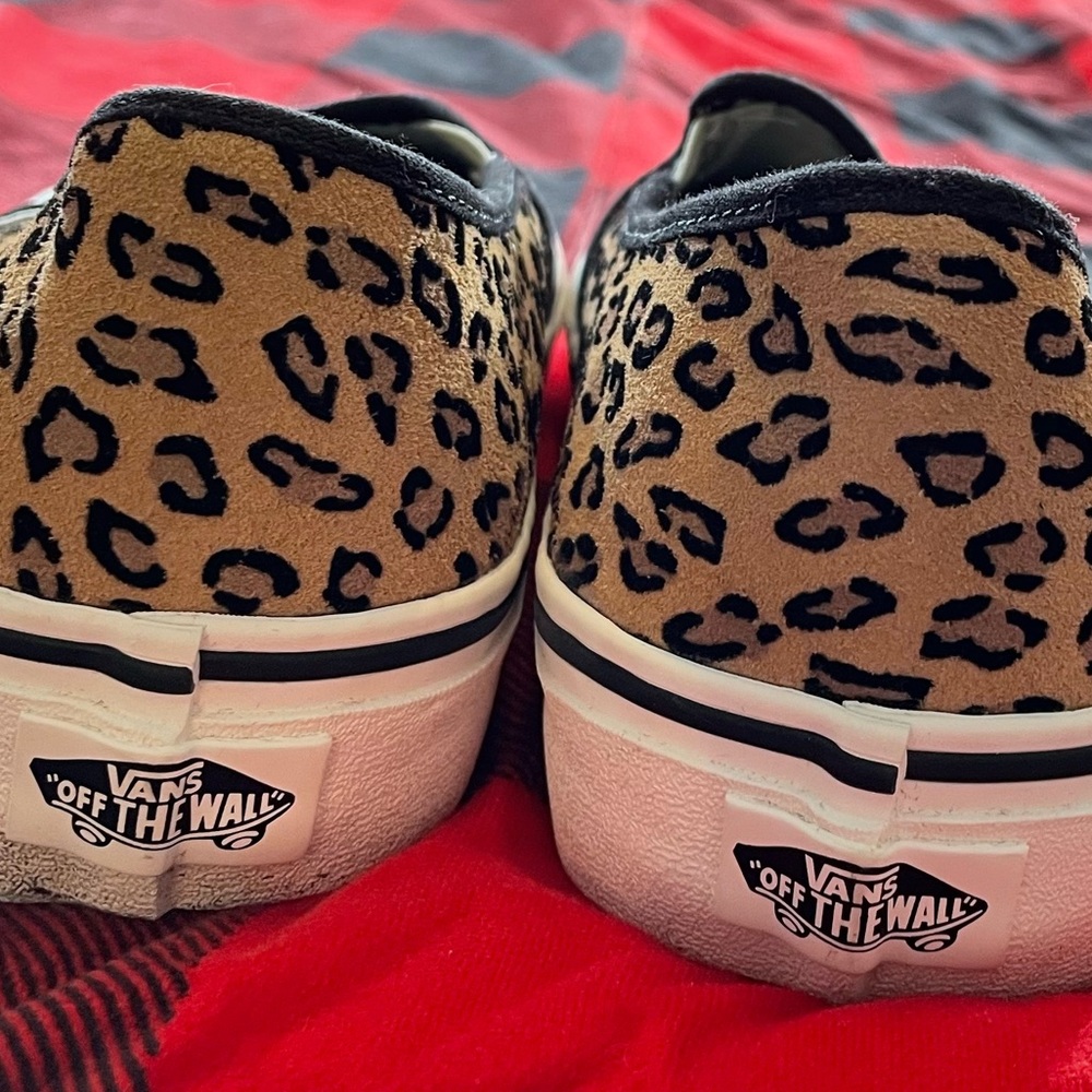 Size 10 Vans Cheetah print only worn once
